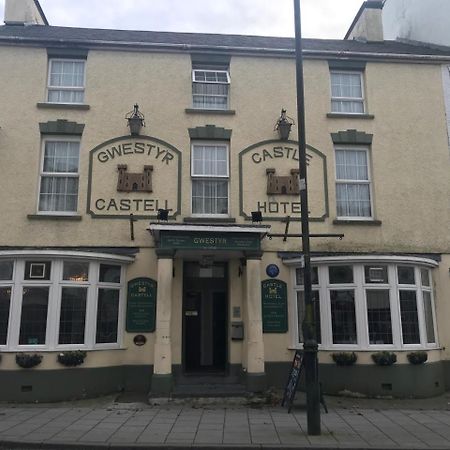 The Castle Hotel Lampeter Exterior photo